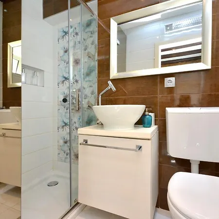 アパート Rustica & Moderna *