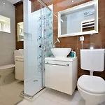Rustica & Moderna Apartamento