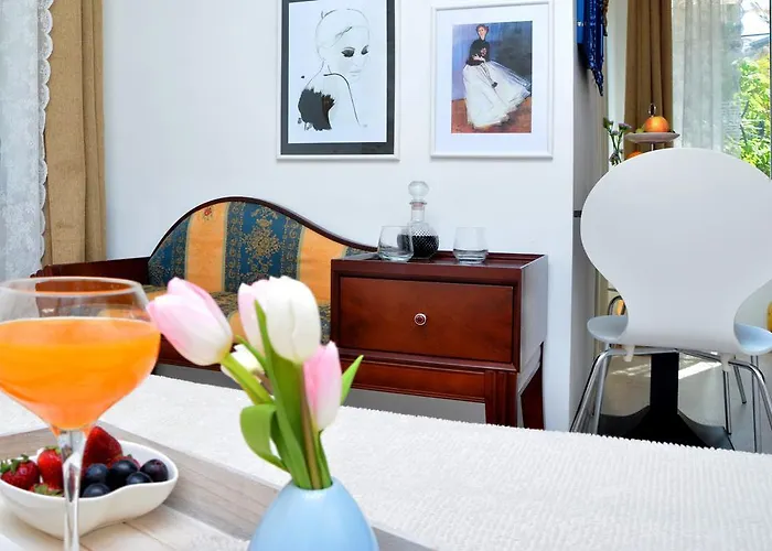 Studio Rustica & Moderna Apartment *